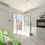 Διαμέρισμα Nuovo Bilocale Con Posto Auto Varazze