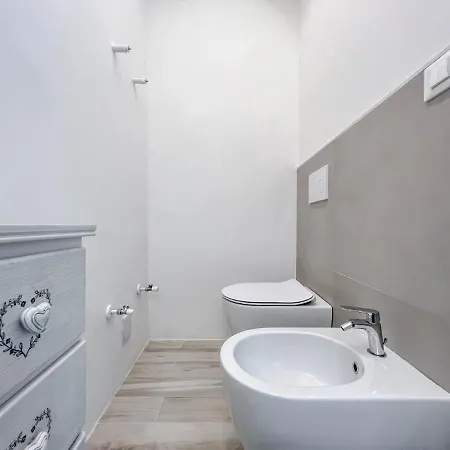 Nuovo Bilocale Con Posto Auto *