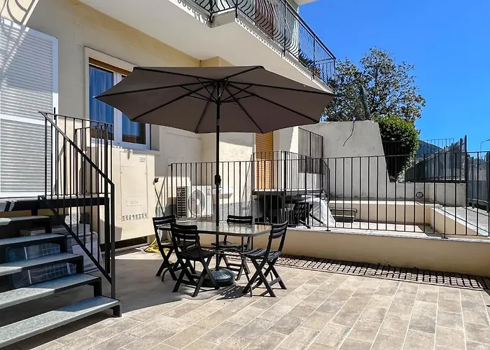 Nuovo Bilocale Con Posto Auto Apartamento